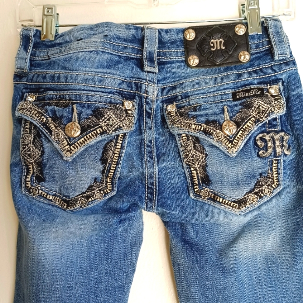 Miss Me distress low rise jeans